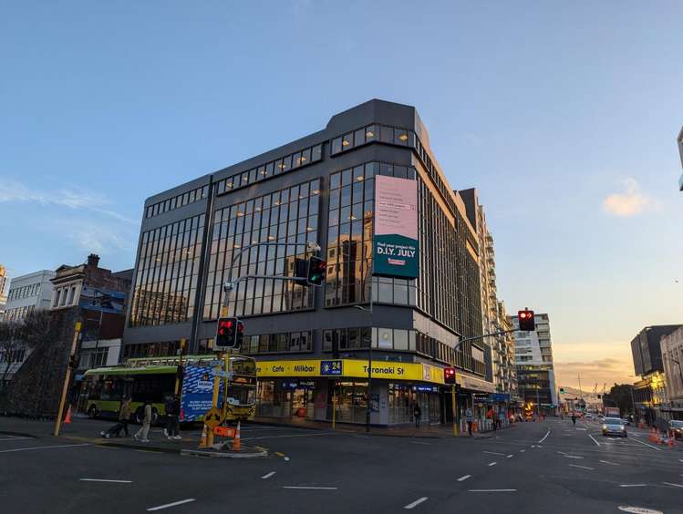 Level 2.2/40 Taranaki Street Te Aro_9