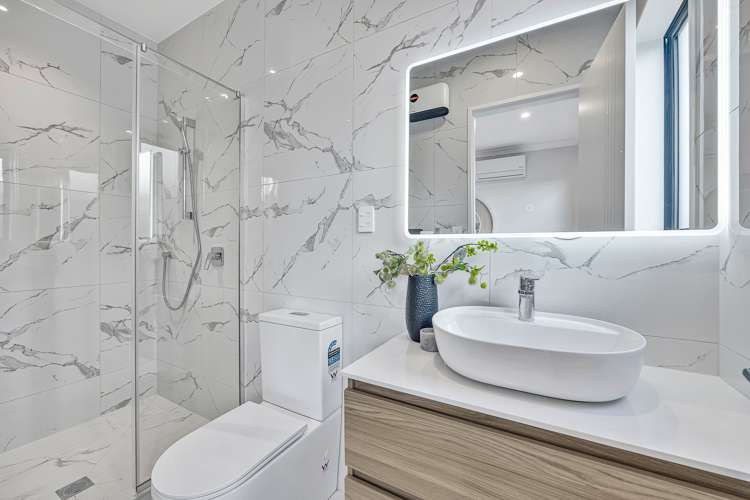 10 Teitei Rise Flat Bush_34