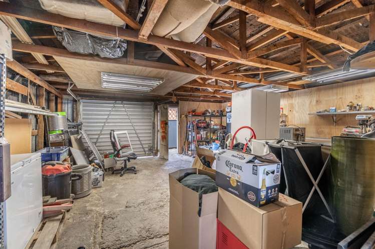 306 Crinan Street Georgetown_25