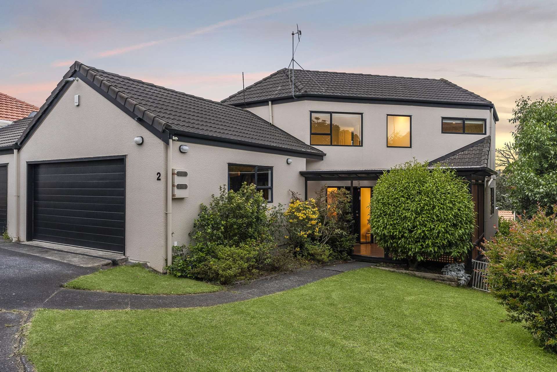 2/11 Waratah Street Birkenhead_0