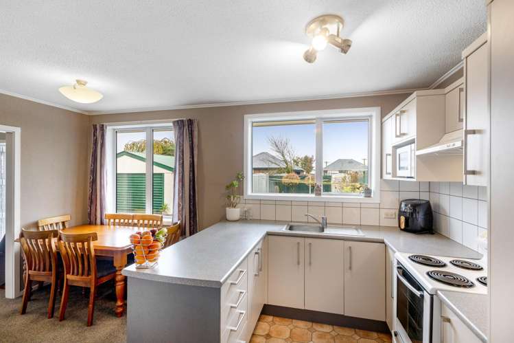 8 Fern Drive Halswell_6