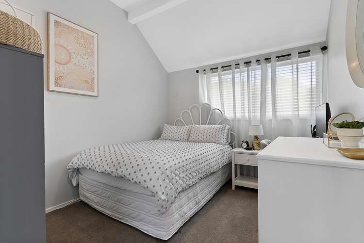 2/1 Aliford Avenue One Tree Hill_13