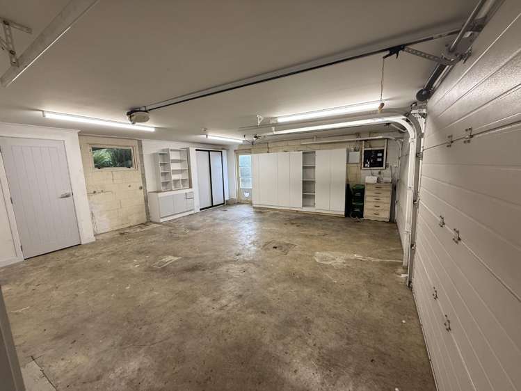 18 Zita Avenue Matakatia Bay_24