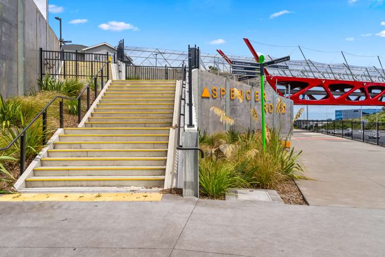 B16/71 Spencer Road Oteha_22