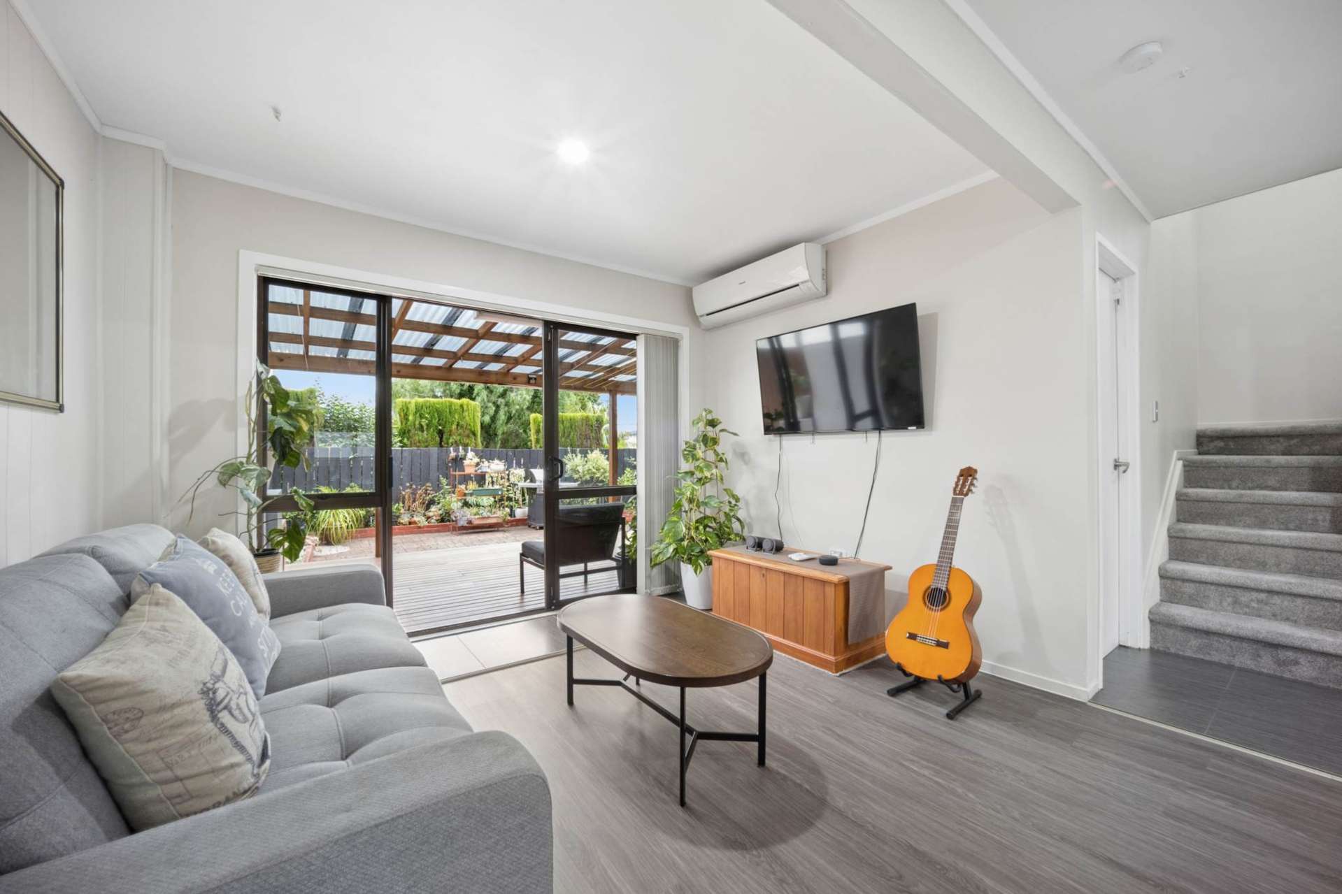 1/19A Gray Avenue Mangere East_0