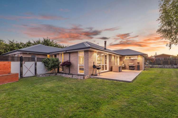 26 Wellington Street Ashley_2