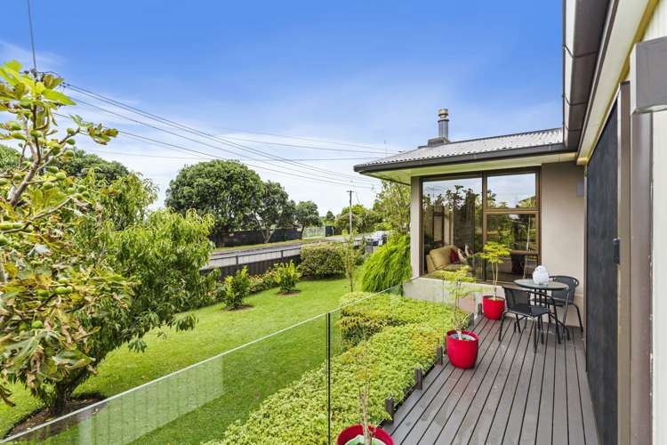 11 Riverview Road Panmure_18