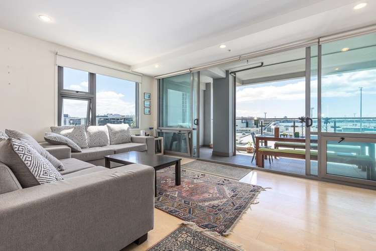 601/30 Beach Road Auckland Central_4