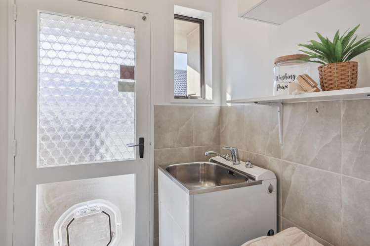 16 Dunbarton Street Redwood_16