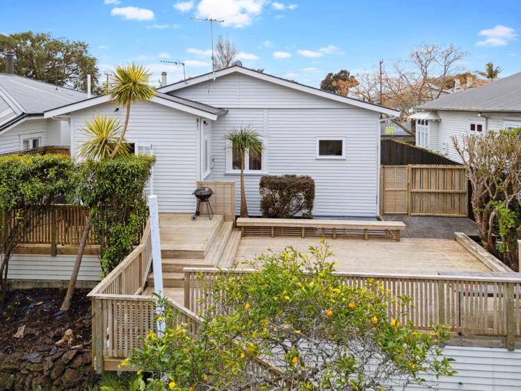 136 Peary Road Mount Eden_9