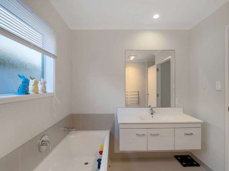 37 Cape Cod Drive Gulf Harbour_16