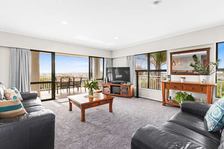 58 Churchill Drive Taradale_2