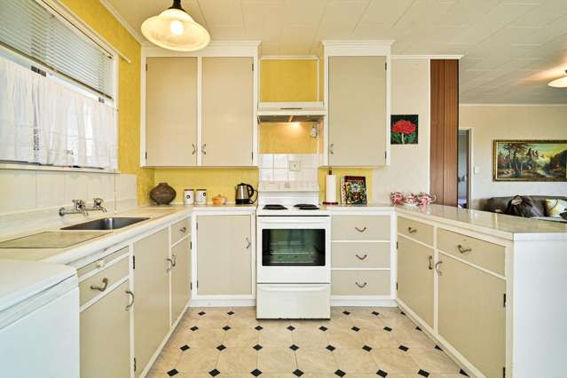 1/804A Alexandra Street Parkvale_2