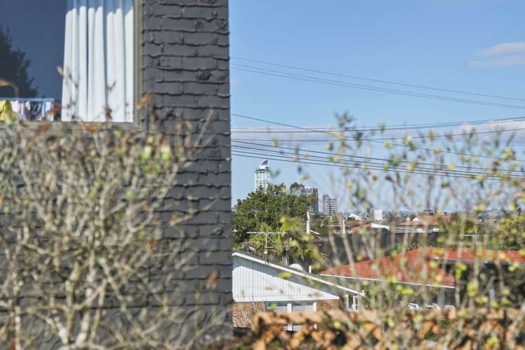2/1A Gordon Avenue Forrest Hill_22