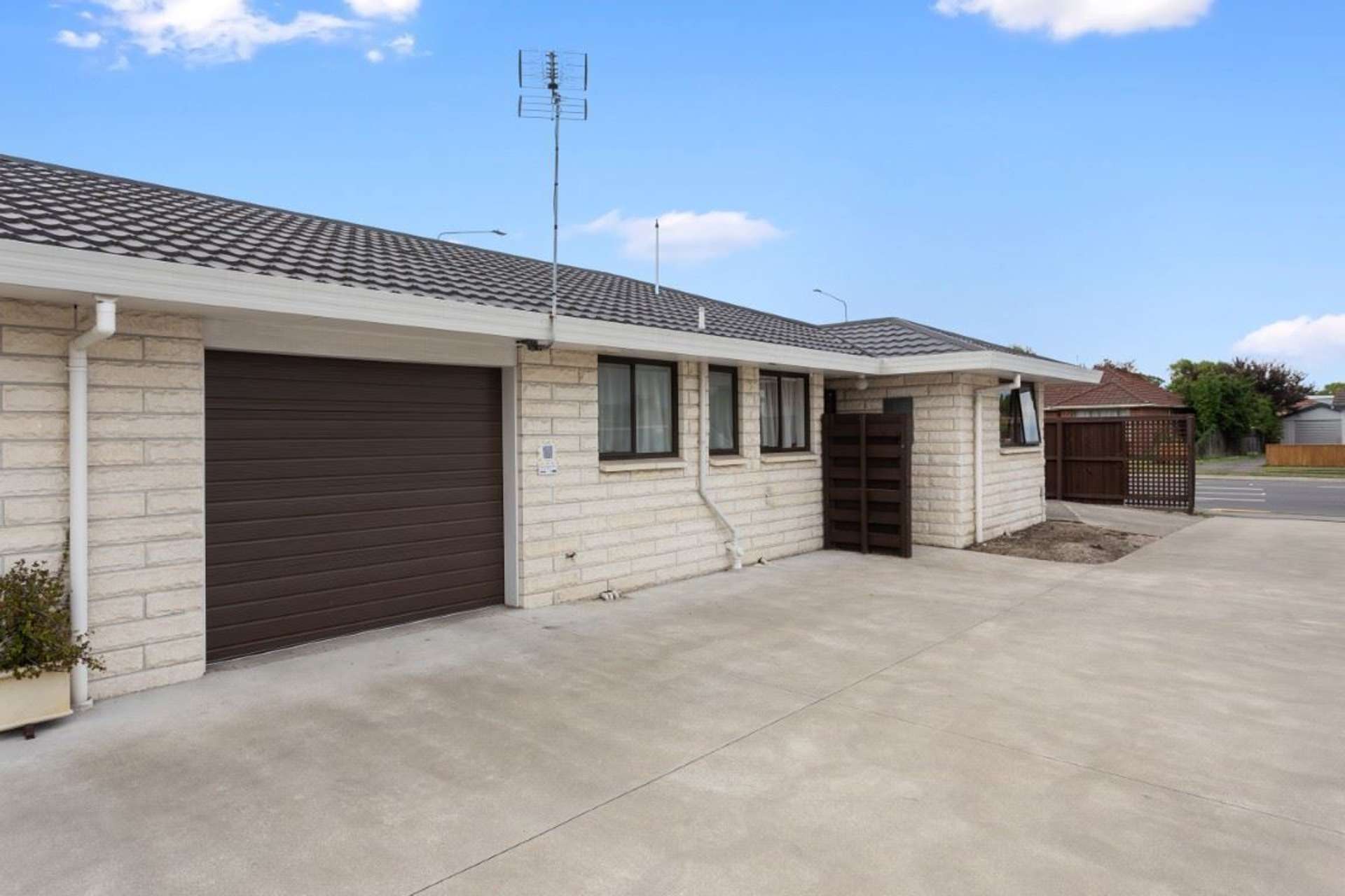 1/201 Harewood Road Papanui_0