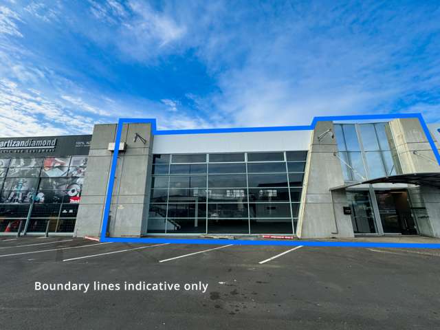 Prime 387.64sq m retail/showroom offering in Penrose - you don't want to miss out