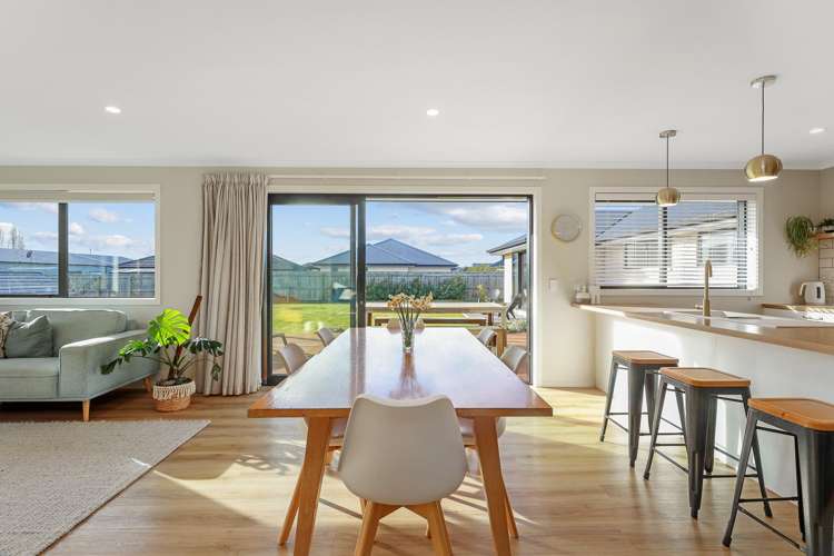 11 Aerodrome Road Burleigh_9