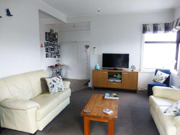 335 Breezes Road Aranui_15