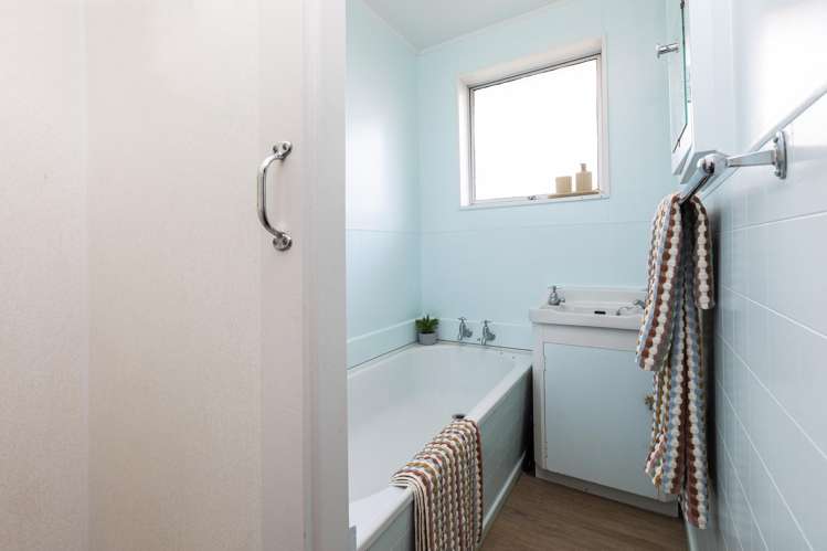 2/69 Wiggins Street Sumner_10