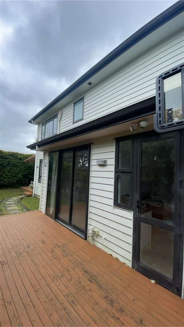 B/2 Renata Crescent Te Atatu Peninsula_2