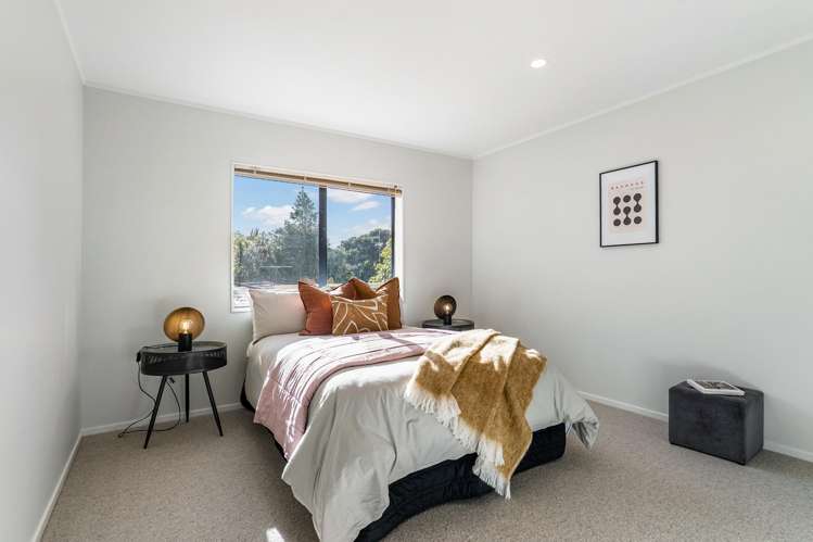 9 Davern Lane New Lynn_13