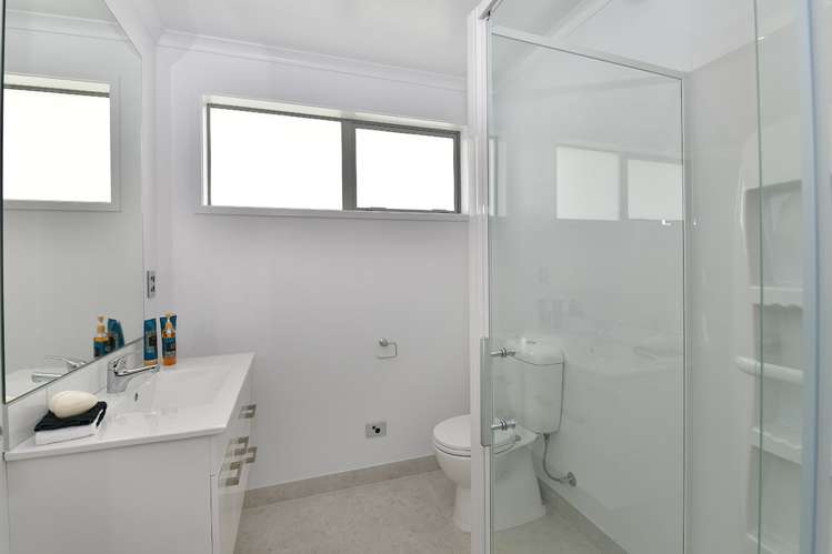 4 Ian Gordon Lane Orewa_8