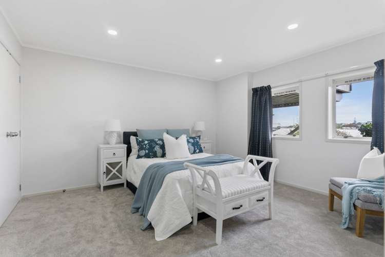 11 Theodora Place Mairangi Bay_16