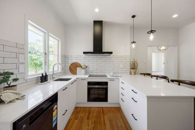 121 Galloway Street Hamilton East_6