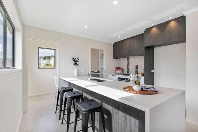 49 Couldrey Crescent Red Beach_2