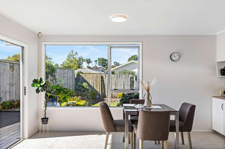 2/53 Tabitha Crescent Henderson_11