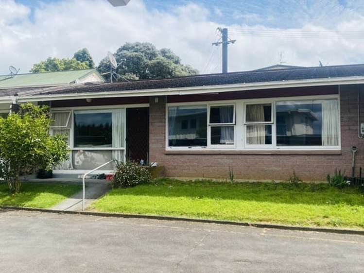 2/27a Campbell Road Royal Oak_0