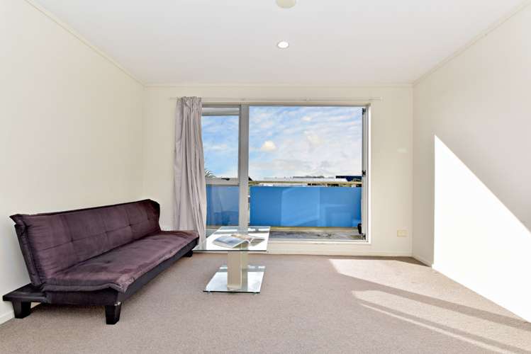 326/26 Morningside Drive Morningside_2