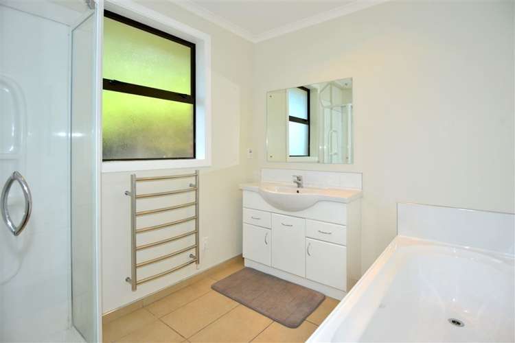 8 Fairmont Place Hornby_6