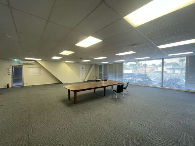 233 Green Lane West Epsom_1