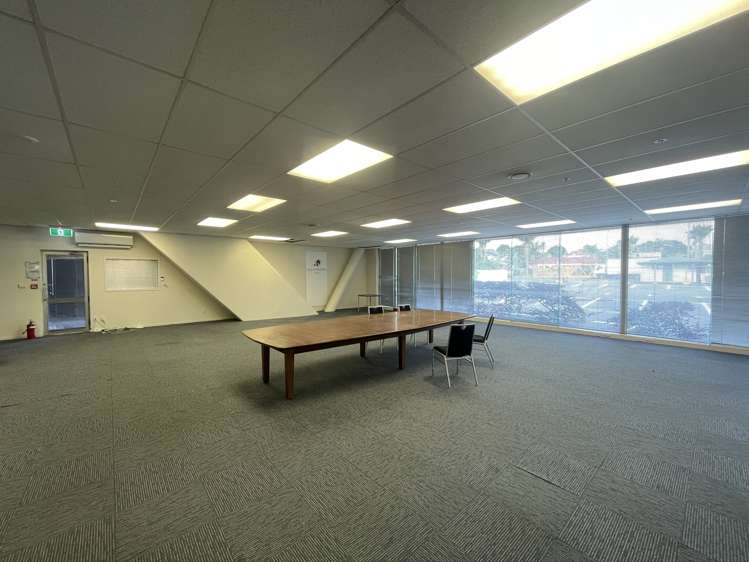 233 Green Lane West Epsom_1