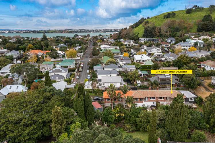 3/7 Everest Street Devonport_29