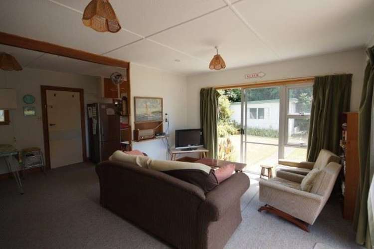 38 Moody Street Gore Bay_11