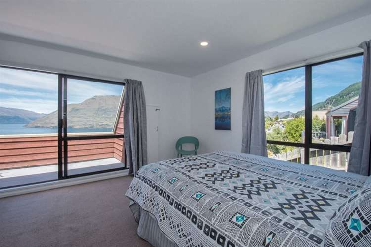 60a Wynyard Crescent Fernhill/Sunshine Bay_15