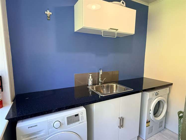 19 Coates Street Greymouth_18