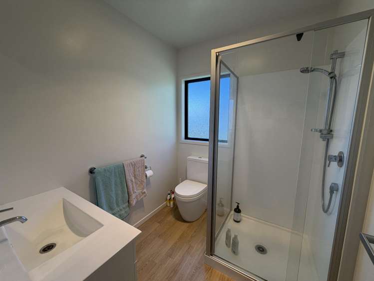 24 Panorama Parade Pauanui_18