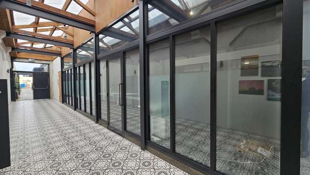 2/211 Heretaunga Street East Hastings_3