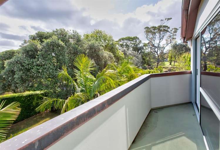 1/8 Sarsfield Street Herne Bay_8