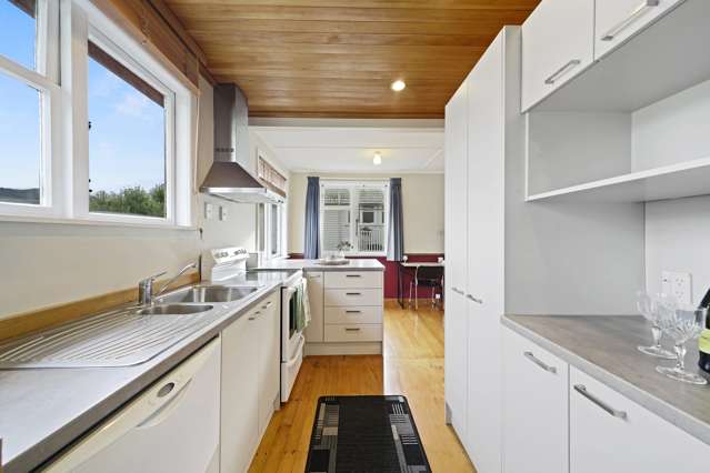 44 Taylor Terrace Tawa_3