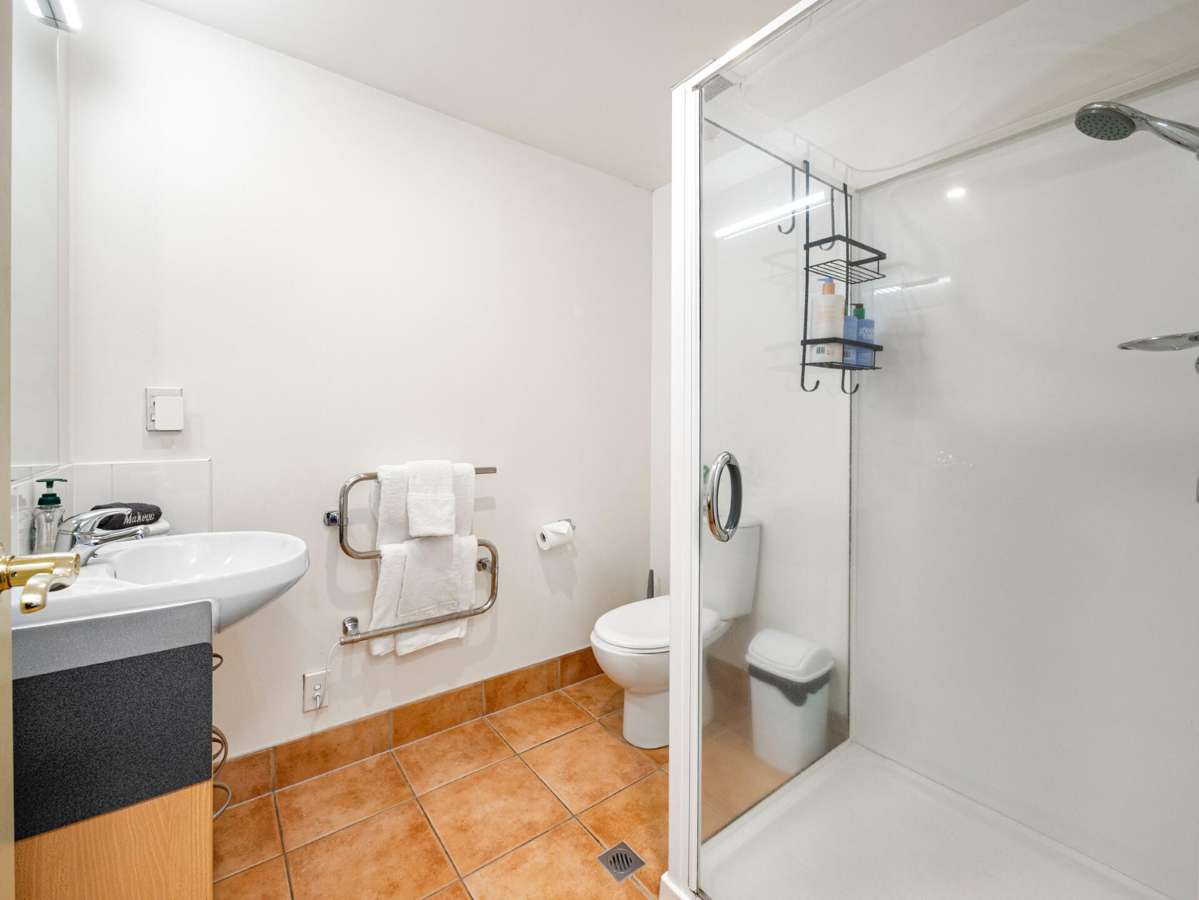100/23 Maunganui Road_4