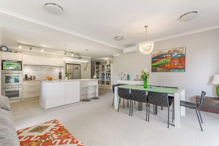 24 Eaves Bush Parade Orewa_12