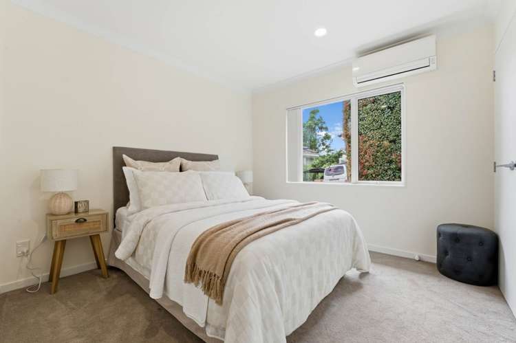 6 Viridian Lane Greenhithe_13