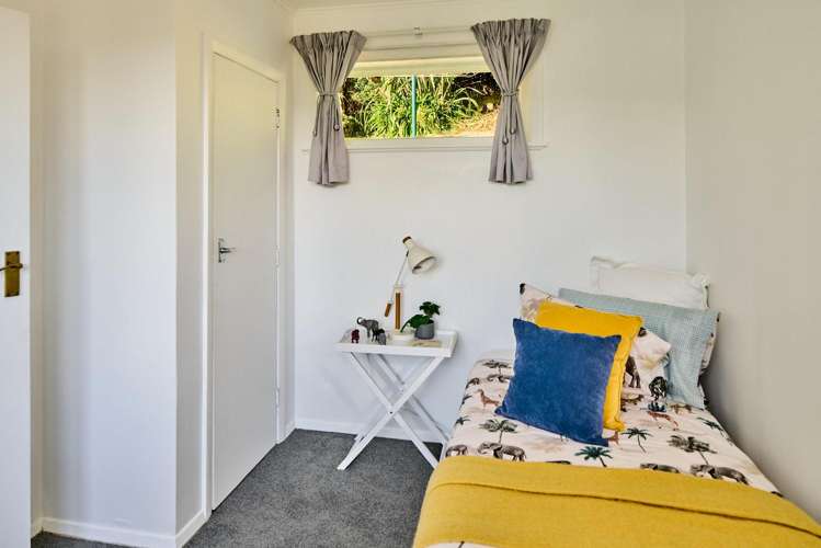 100 Helston Road Paparangi_11