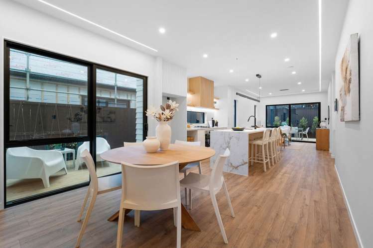 20 Tipu Crescent Wainui_10