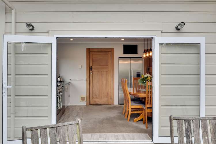 47 Monmouth Road Pembroke_14