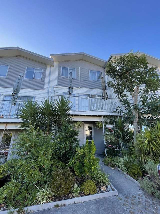 9/15 Andersons Road Oteha_2